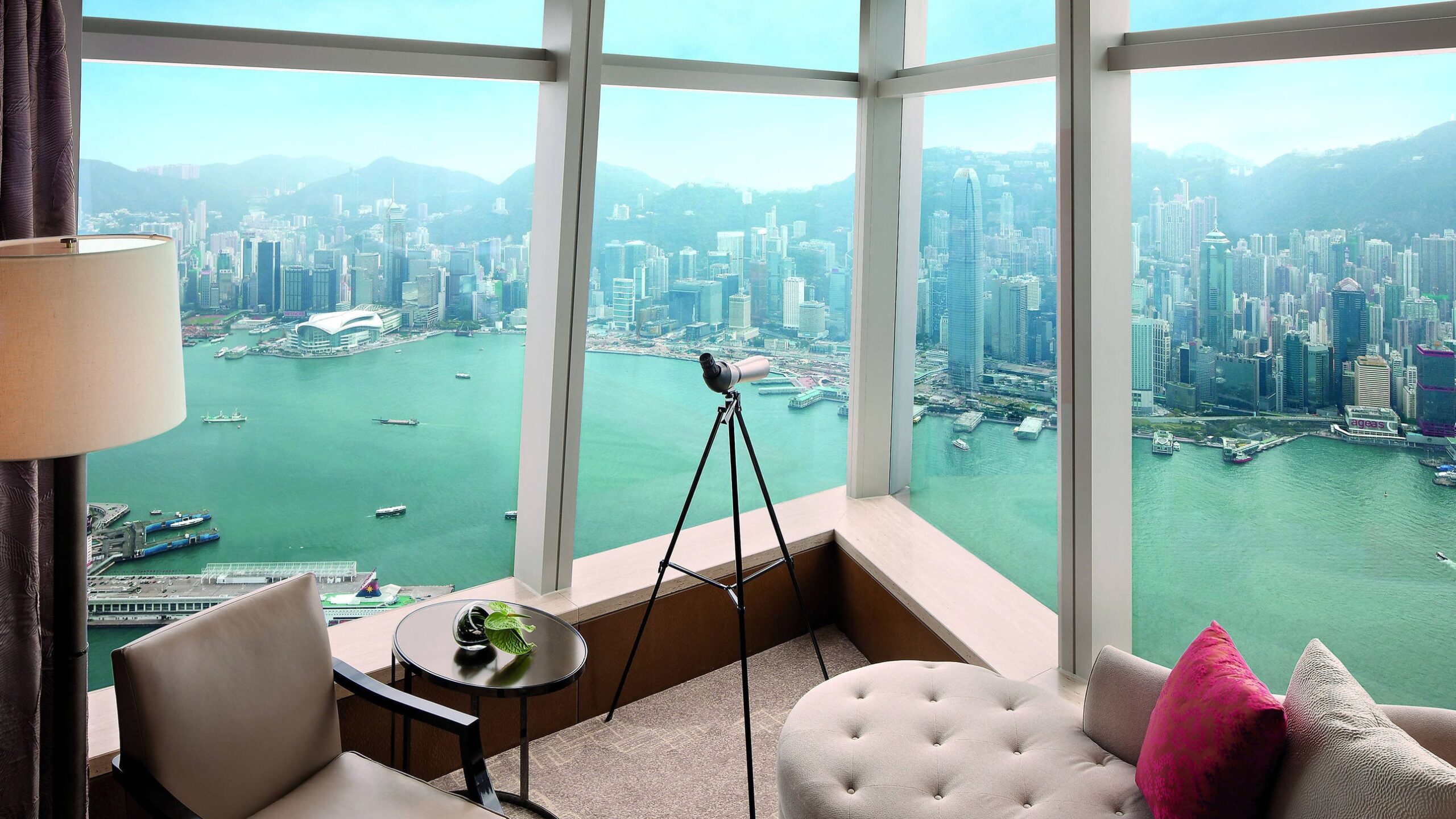 9 Best Hong Kong Hotels Skyline Views Guaranteed